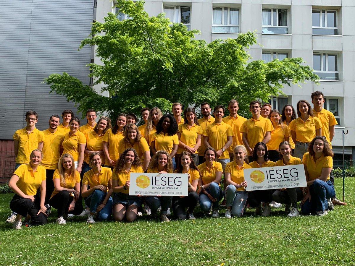IESEG's tweet photo. #AdmissionsParallèles : C’est parti pour les #OrauxIESEG, l’équipe accueil est prête à vous accueillir sur notre campus de #Lille !

Retrouvez toutes les infos sur @CandidatsIESEG et le site des admissibles : https://t.co/5U6lno0m2w

Bon courage à tous ! 👍 https://t.co/2MTZSk9rat