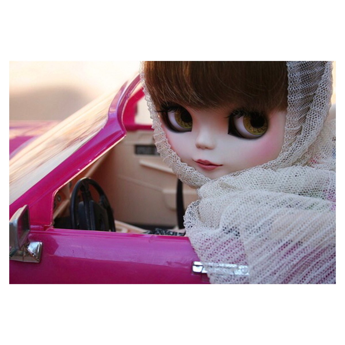 Volvemos a poner el motor en marcha para despedir la temporada haciéndonos un Ibsen en la Ciudad Condal.
¡¡Felices de participar en el <a href="/PindolesFest/">Festival Píndoles</a> !!
#NosHacemosUnIbsen #LasMicroMachines #IbsenOnTour
#pindolesfest #festivalpindoles19 #teatrebreu #espaisvius #pindoles