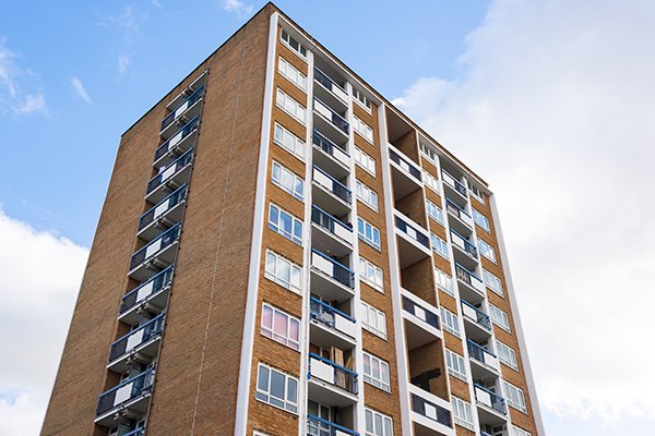 electestersUK's tweet photo. The Welsh government will outline plans for a new tower block fire safety regulatory system - https://t.co/K6WnJ2Zyz3 #ElectricalTesters #WorkplaceSafety #FireSafety https://t.co/mdZzFJeAd2