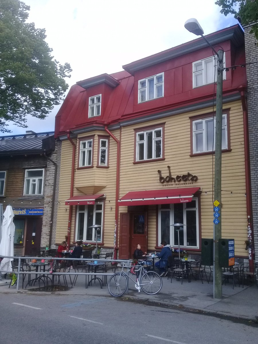 AivoArm's tweet photo. My favorite coffee shop in Estonia is "Boheem kohvik kalamajas" the street name is Kopli and number 18 in Tallinn city! #Estonia https://t.co/0JDaxdVJd2