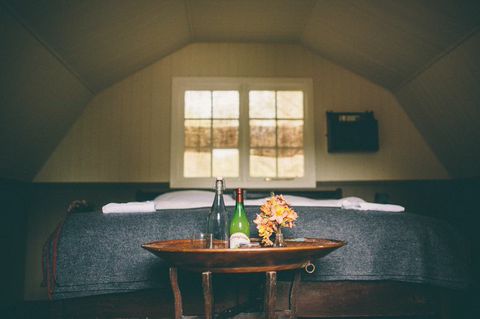 ballyvolanehse's tweet photo. Tickets selling fast for our special bank hols 
@oldbutterroads
 #BerthaSessions live music &amp; supper this coming Sat 1st June. We have glamping units available if you would like to stay over. Details and bookings on link: https://t.co/5RAGFnde9p https://t.co/N8vyirIaWW