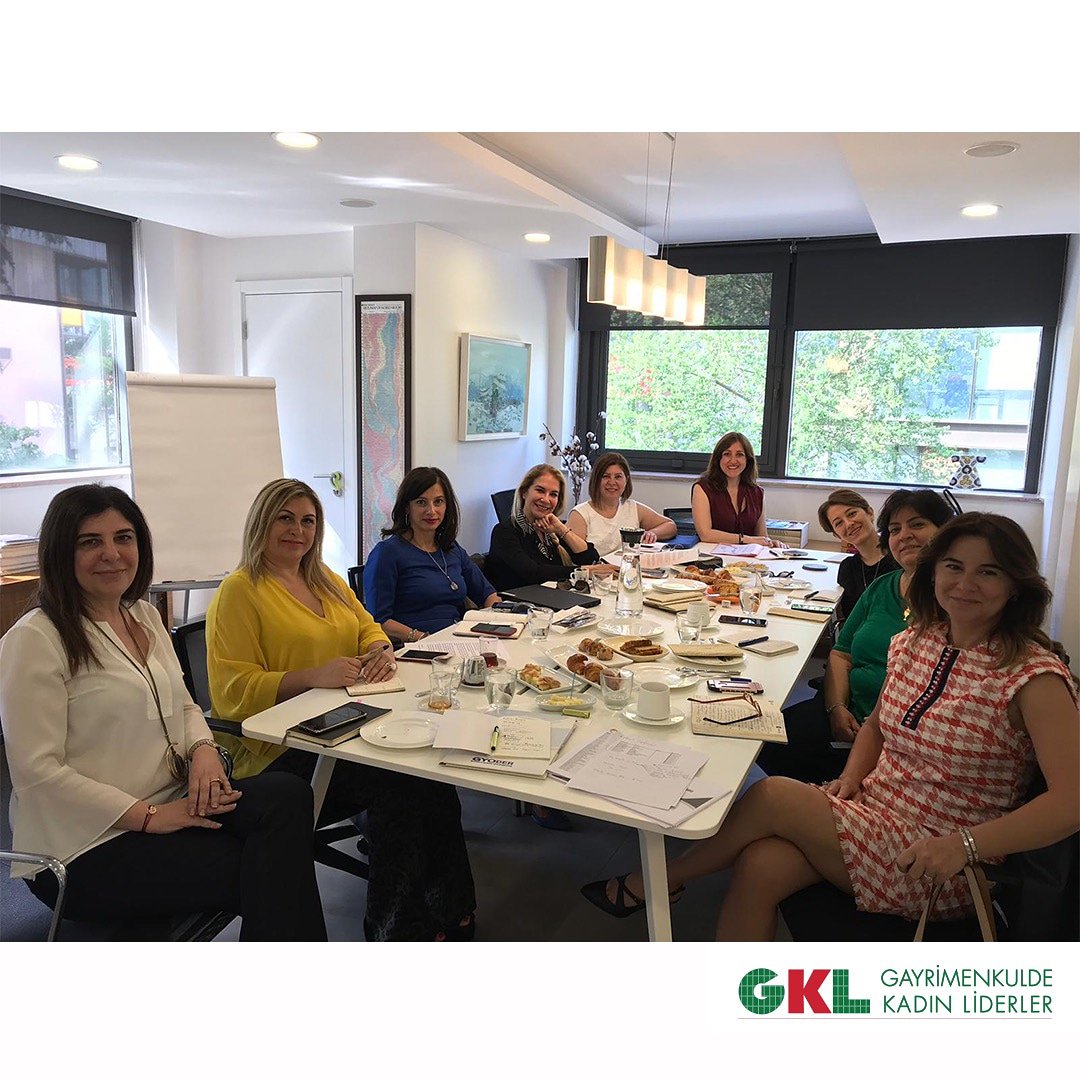 GNliderler's tweet photo. ‘Gayrimenkulde Kadın Liderler Platformu’ olarak 22 Mayıs tarihinde, Proje Grup Başkanları toplantısında bir araya geldik. #GKLP #ProjeGrupBaşkanları https://t.co/PdBL0ZGxYa