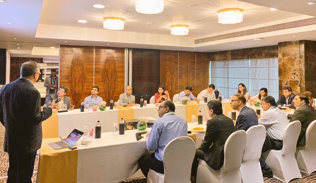thoughtworksIN's tweet photo. Our MD @SameerSoman addressing drivers behind #digital business #success with CXO's at the #FORRDigitalIN @stregismumbai https://t.co/dSLQD7MYo4