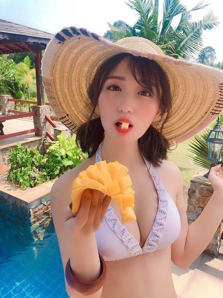 美女youtuber図鑑 Auf Twitter 美女youtuber図鑑232 南国を楽しむ美女伊藤愛真さん 伊藤愛真youtube復活祈願運動 Ema0731i 可愛いをシェアして世界を救う 伊藤愛真 インフルエンサー モデル 美女 美しい 可愛い セクシービューティー T Co