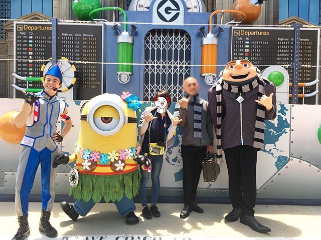 怪盗グルー さん Na Twitteru タイミングが悪く 今までグルー メルとぱすぽとさんのとこで撮れなんだけど やっと撮れた アローハ Usjファン Usj ユニバーサルスタジオジャパン ユニバ ミニオンハチャメチャワールド ミニオン ミニオンズ Minion Minions