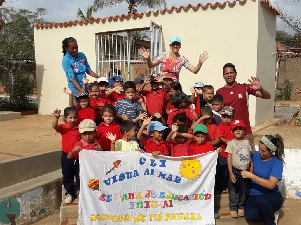Neubech's tweet photo. Cierre de la semana de las mini olimpiadas de educación inicial en la escuela Vista al Mar de Píritu ANZ, con creatividad se logra alegría y paz @MPPEDUCACION @ZEAnzoategui @SalaAnzoategui @carcast02 https://t.co/TIPgyAvqZe