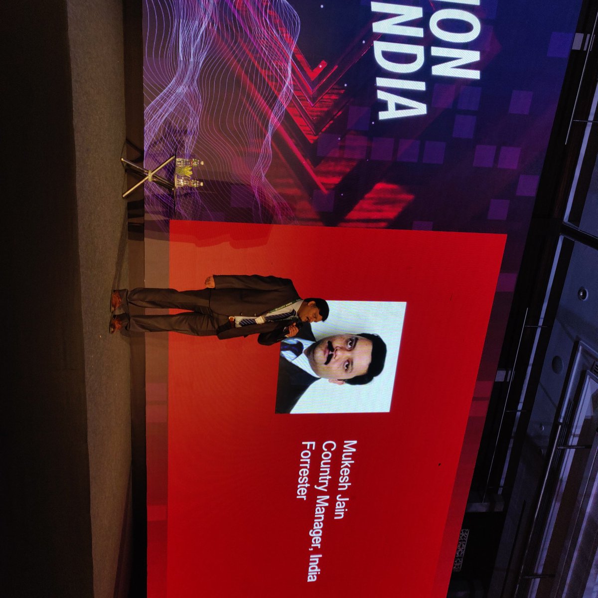 hackmum's tweet image. Manish Jain kicking off the proceedings for Digital Transformation &amp;amp; Innovation Summit 2019 #ForrDigitalIN