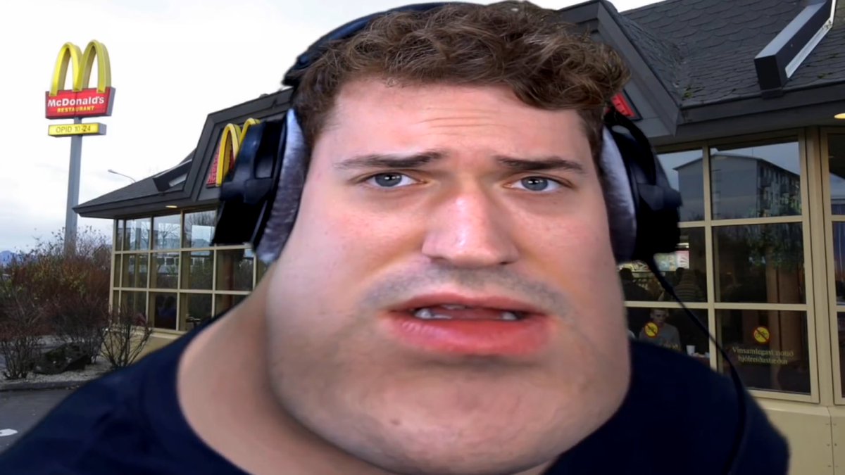 Eli46220375's tweet photo. @MrCrainer Explain? Sad? https://t.co/6Jp2uw75Hn