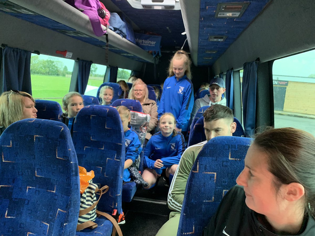 krispygreen84's tweet photo. @CleeGirls1 U11 are on their way to London! Stamford Bridge here we come. #UTO https://t.co/IBnYnEqB8R