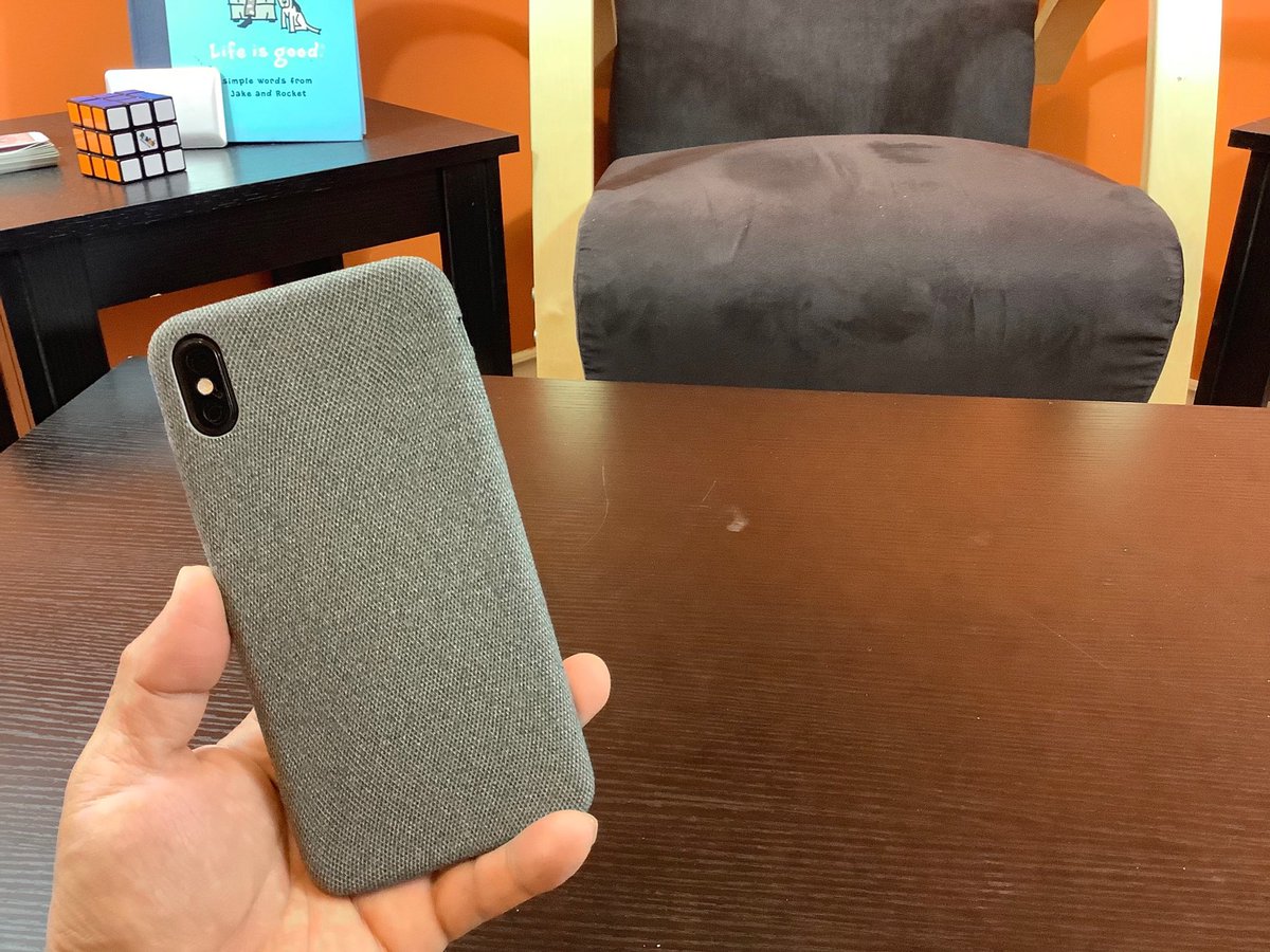 maciphoneipadK's tweet photo. 意外に良かった #apple #iphone #xsmax #case #youtube #ユーチューブ動画見てね https://t.co/8kQxFRgeGm https://t.co/kMhr5v98Ta
