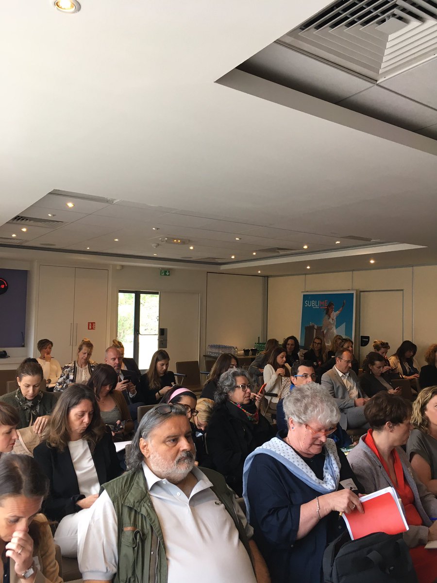 CRT_RegionSud's tweet photo. #Rencontre_Pro : Le @CRT_RegionSud réunit 👉 aujourd’hui les adhérents du #ClubPro au @Pullman Marseille Aeroport : networking, échanges sur la preparation du PAC 2020 &amp; presentation des AGV réceptives partenaires #Provence #Alpes #cotedazur https://t.co/GAbp4yDoK3