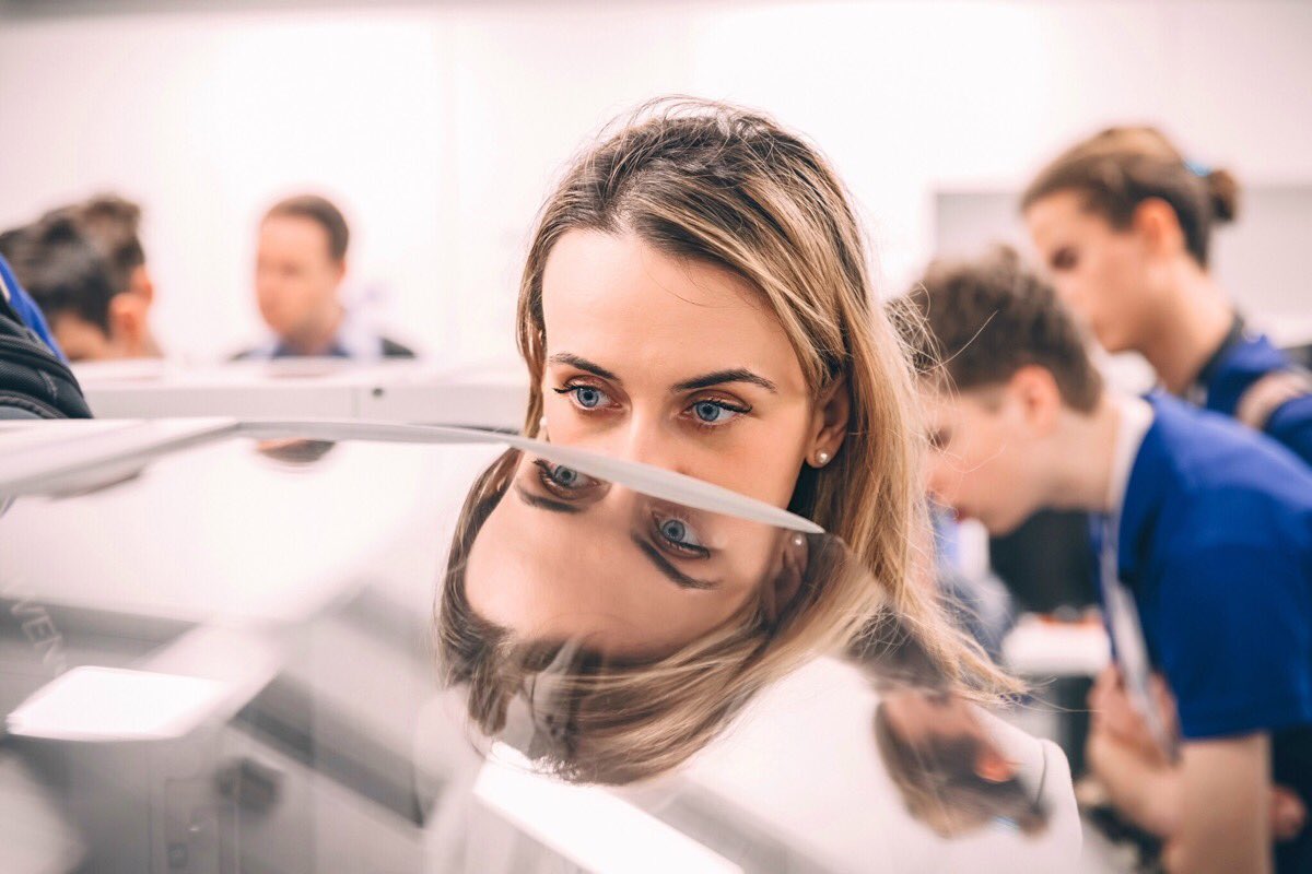 gabrielaivann's tweet photo. 👀Stay curious! #explore
Grateful for our medical technology exchange program in #Athens #QuantumRobotics featuring a live surgery with da Vinci robot, workshops with doctors and engineers and the most warm welcome by our partners #SofMedica #ISLE #Hygeia https://t.co/qLR0iKsL7y