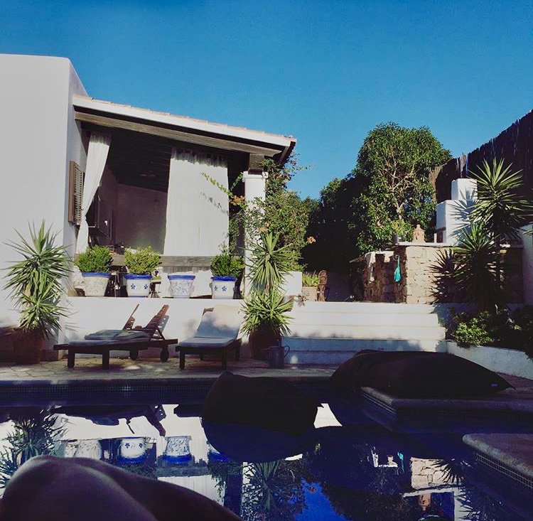 ibizahideaway's tweet photo. This stylish 3 bed is just a short walk from cala tarida beach #perfectibiza #perfectlocations #ibiza2019 #villaholidays #villarentals #reliableagents #bookwiththebest #ibizahideawaynet https://t.co/G1maX2MCMg