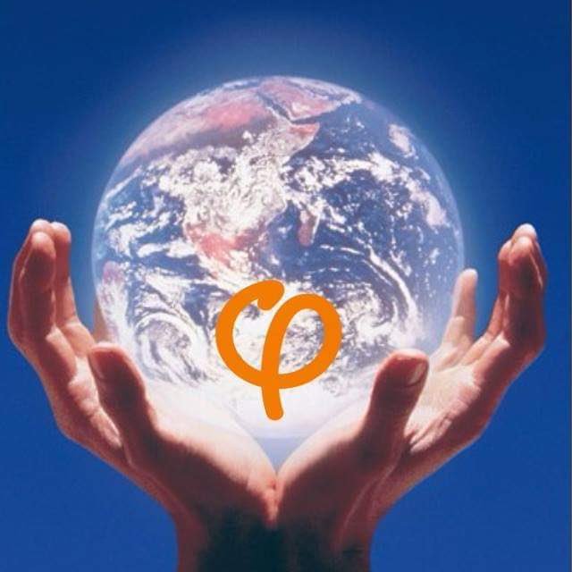 Земной шар в руках. Планета земля в руках человека. Планета в руках. Эта земля в моих руках. Земля в руках.