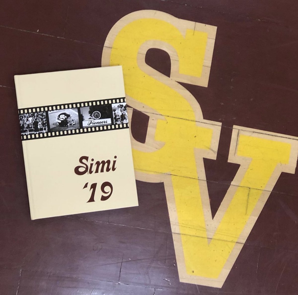 YEARBOOK DISTRIBUTION TUESDAY, WEDNESDAY, AND THURSDAY•••7:00-7:50•••LUNCH •••2:50-3:30•••