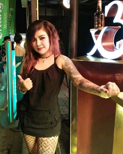 RockerGirl214's tweet photo. อุ้ม Momentum Rock https://t.co/77YPUcS0zb
