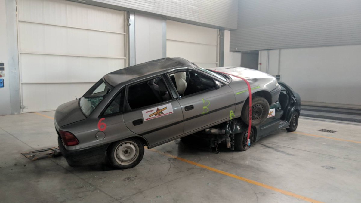 APRATSPAIN1's tweet photo. Hoy comienza unas jornadas formativas de Rescate en Accidentes de Tráfico para bomberos y sanitarios de todo Aragón en la Escuela Aragonesa de Bomberos en @technoparkmotor .
A las 9 comenzamos...
Todo Preparado https://t.co/XW7LuFfjAU