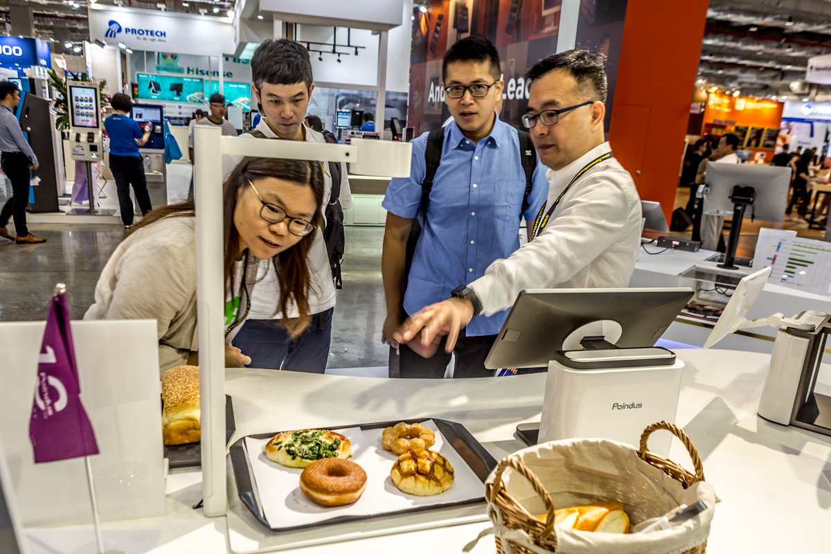 Poindus_POS's tweet photo. AI is developing rapidly providing new opportunities for system integrators to deploy innovative solutions to market. See Poindus innovation for the retail & hospitality market - Booth: R0805 | Nangang Hall 2
#varipos #varipad #retail #hospitality #pos #computex2019 #computex https://t.co/vLyKEFmurY