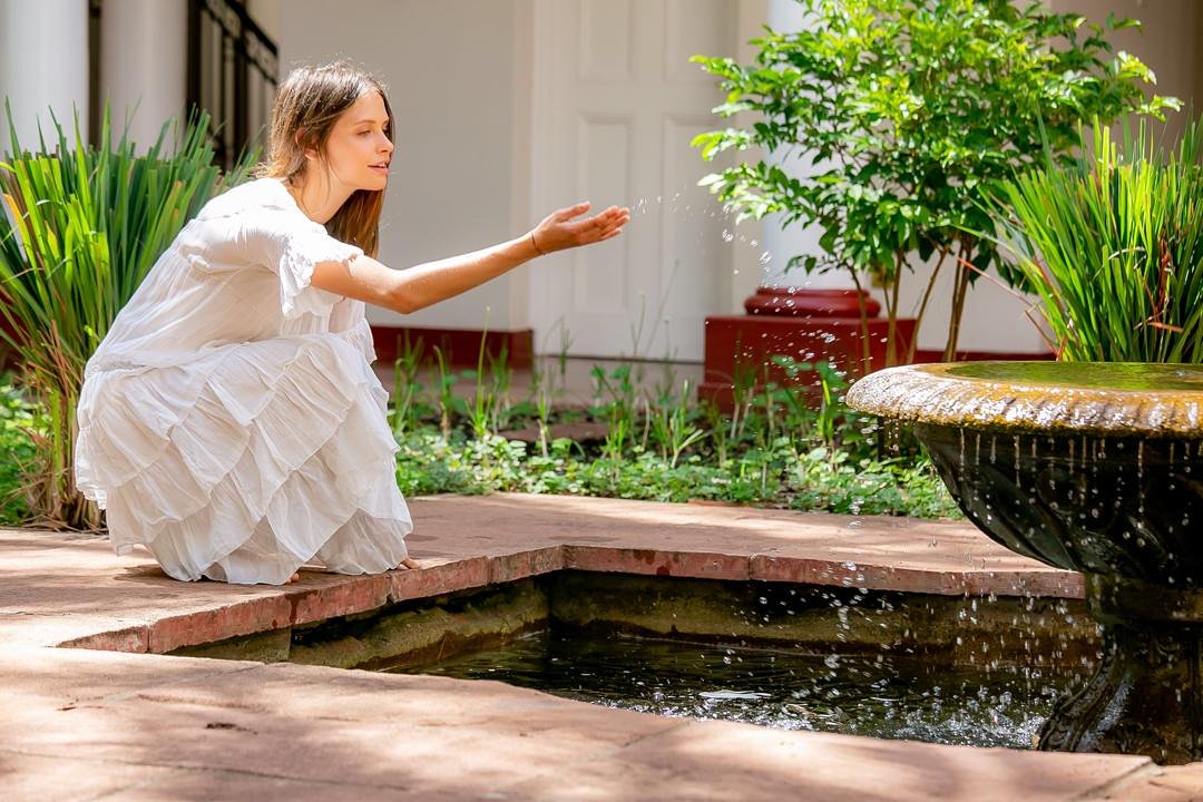 Good morning 😊 to all our friends and family on our social channels. Who can tell us which part of the hotel this picture was taken? #tvfh #tvfhmoments #honeyguidevictoriafalls

Photocredit: LesannePhotography
Model: nicky connolly