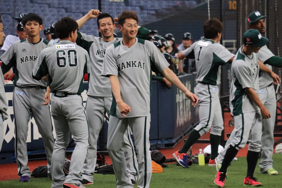 マジェスティック製 南海ホークス 復刻ユニフォーム ビジター マジェスティック製 南海ホークス 復刻ユニフォーム ビジター