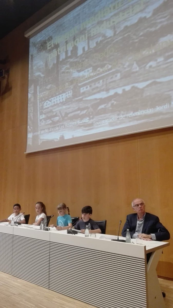 ESCOLA ROQUES BLAVES tweet media