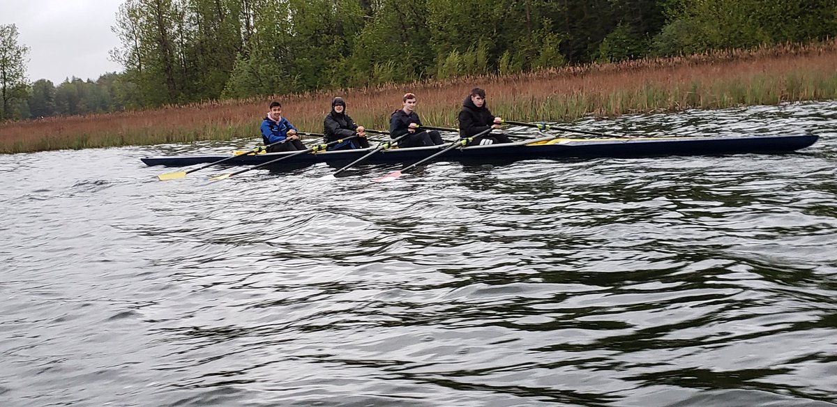 Early morning row #dedicated <a href="/suefried/">suefried she/her/hers</a> <a href="/HumberviewSS/">Humberview S.S.</a> @islandlakerowingclub