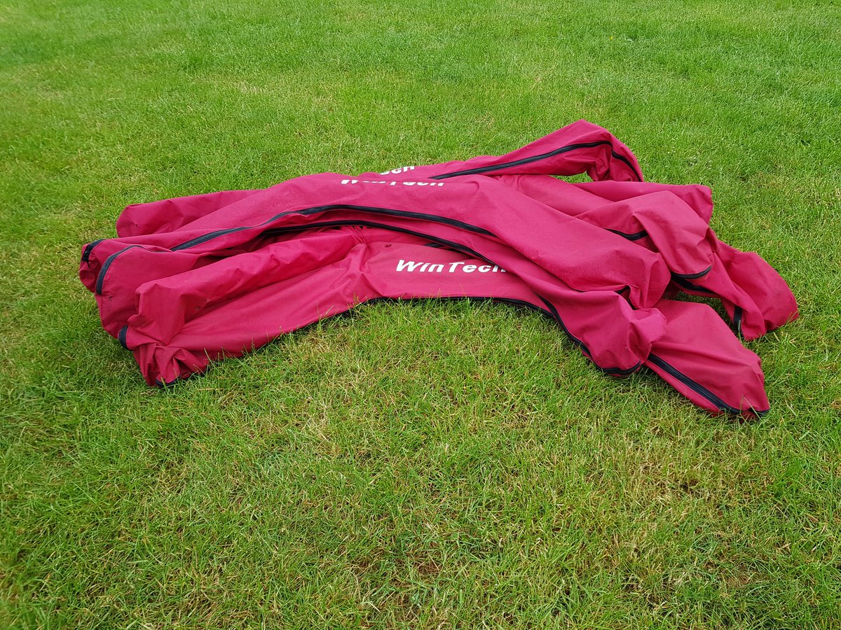 vinezy's tweet image. Got the boat but left the riggers? I  have collected a set of Wintech octuple riggers in covers, also a set of Swift quad riggers. They have been left in the Dorney BC trailer in the car park. Pls RT @nsr_uk