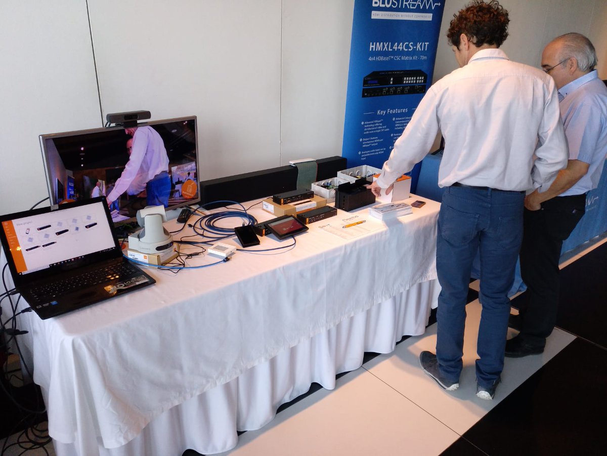 BVT_V's tweet photo. #RoadshowZaragoza @StephanePource1 os espera con la nueva marca representada #Neets "Sistemas de control AV inteligentes". Mañana en #Barcelona. info@bvtsl.es https://t.co/5kpmeEhIkt