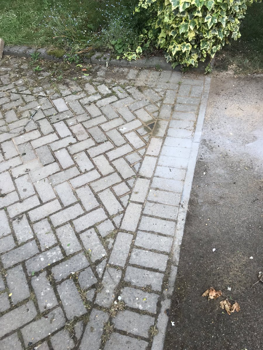 jddrains's tweet photo. @jddrains expert engineers are also trained in dig up drainage repairs. The engineers are Health &amp; Safety conscious they get the jobs completed with little disruption and mess. https://t.co/v4wobvStIB