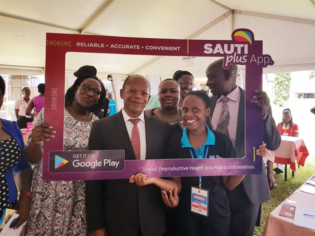 Great hosting the State Minister for Higher Education Hon. JC Muyingo at our stall at Hotel Africana where we have joined @Educ_SportsUg & partners to create awareness about menstrual health. He got a chance to learn about our @SAUTIplus App innovation. #MHMEducationUg #MHDay2019