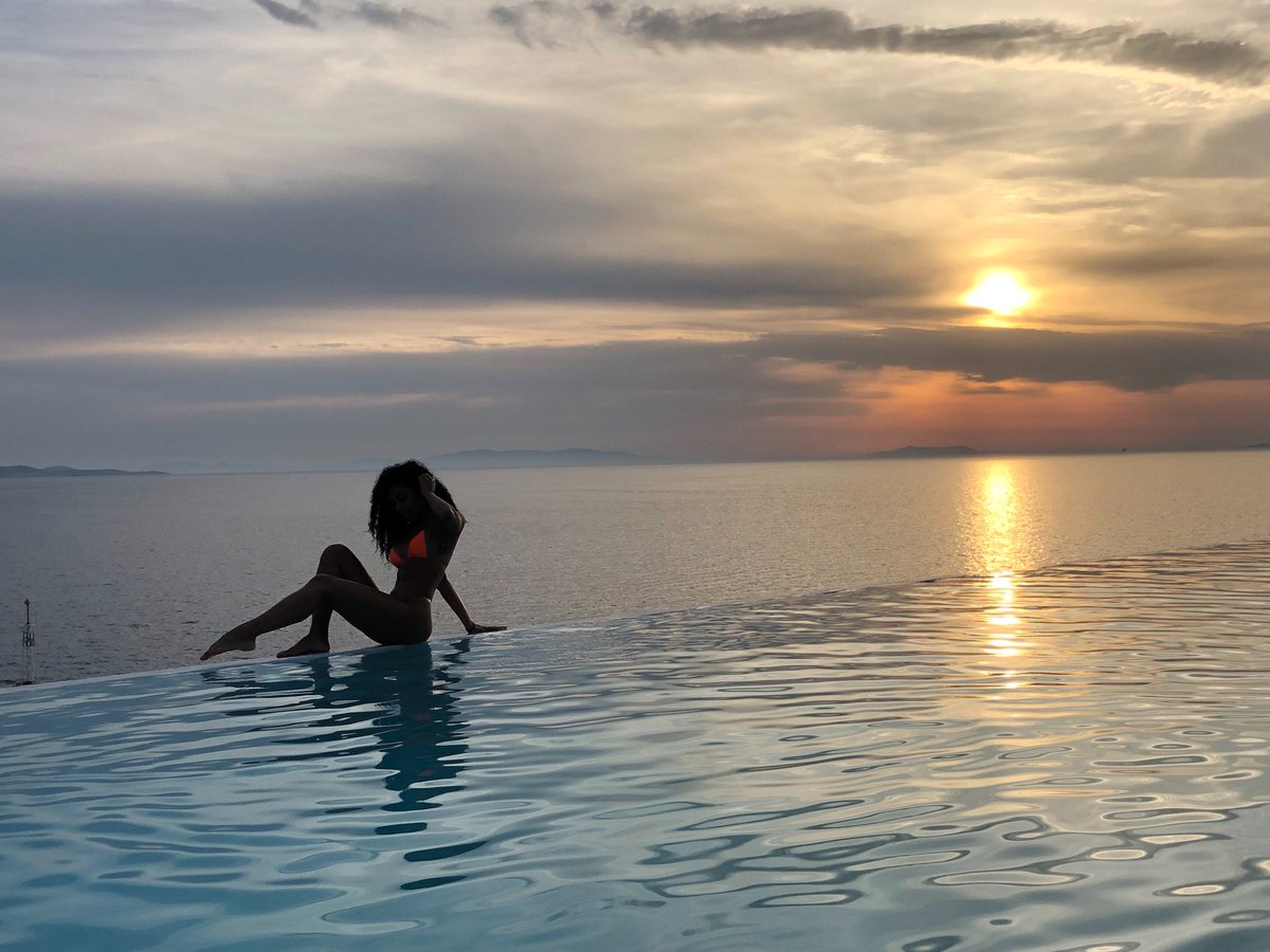 Peaceful 🧘🏽‍♀️