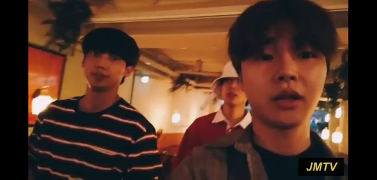 sulandri_BF's tweet photo. Bukti nama boyfriend bubar tp cinta mereka pada grup gak 😭💕ini yang namanya hrus berpisah tp tetap bersama 😢 semoga nm akun mreka juga tidak akan berubah 😊
I'm a bestfriend and them my boyfriend 💕
#보이프렌드 #8YearsWithBOYFRIEND https://t.co/70SfvlDXkm