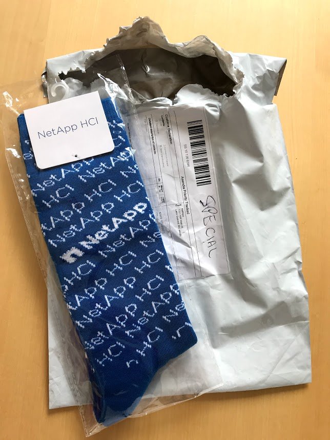 sparkletowers's tweet photo. "Special" delivery over the weekend ;D #NetAppHCI #NetAppUnited @NetApp https://t.co/63RWj0Fy6w
