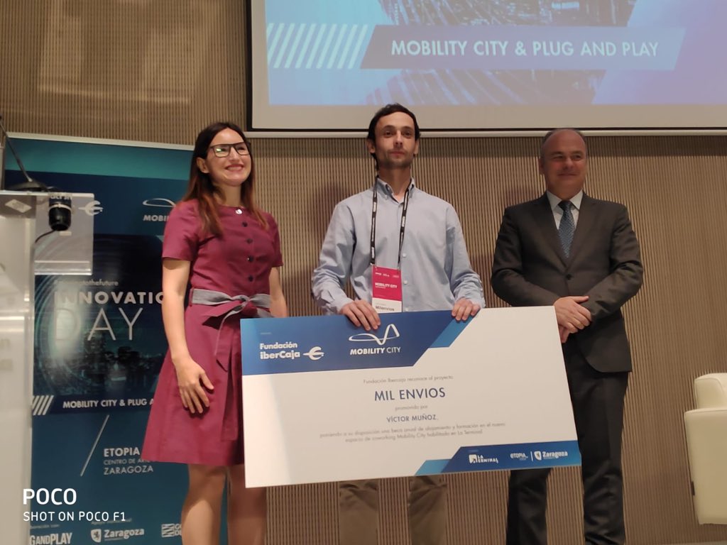 La_Terminal_'s tweet photo. Estos emprendedores van a dar mucho que hablar! Puedes seguirlos desde ya para conocer como desarrollan sus proyectos gracias a las becas de @IbercajaSocial @COLOSSUNcom @BiKONEbearings @Milenvios_spain @Poweringcar #Taxila #ZarainnovaMobilityLab #DestinationTrails
#InnovationDay https://t.co/yygKPtay0j