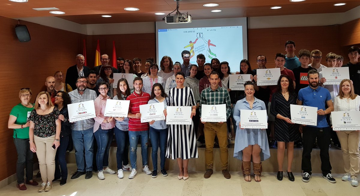 #AhoraMismo presentando en <a href="/ADesarrollo/">ALCALA DESARROLLO #AlcaláCiudadEmprendedora</a> el proyecto <a href="/apsmadrid/">ApS Madrid</a>#OlimpiadasSolidarias 2019 😊 Desde <a href="/CardenalCisnero/">IESCardenalCisneros</a> <a href="/OlimpSolidariAH/">Olimpiada Solidaria Alcalá de Henares</a> <a href="/ILazarocarreter/">ies.lazarocarreter</a> <a href="/iesalonsoquijan/">ies.alonsoquijano</a> <a href="/BVOLUNTALCALA/">BOLSAVOLUNTALCALA</a>  <a href="/ManosUnidasAdH/">Manos Unidas Alcalá de Henares</a>  Agradecemos la colaboración y las aportaciones de las empresas colaboradoras👏
