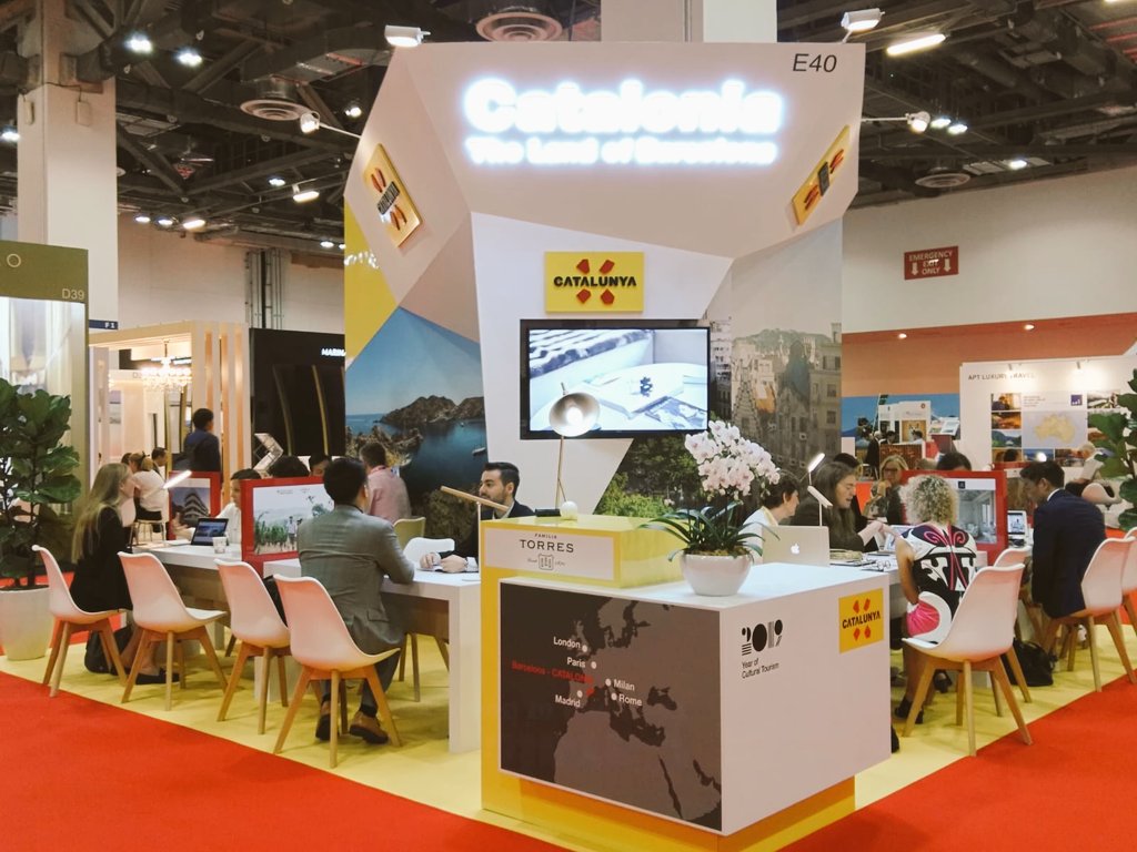 turismecat's tweet photo. Participem a la fira especialitzada en #turismepremium #ILTMAsia, a Singapur. Ens acompanyen 10 coexpositors catalans que podran vendre directament la seva oferta a compradors interessats. Prèviament, els formem sobre els perfils dels turistes dels principals mercats asiàtics. https://t.co/HkUEWLJYJ7