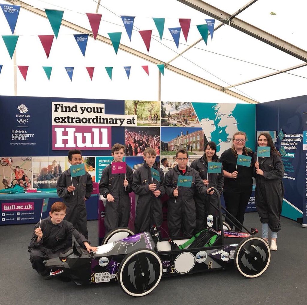 Tonight, 7pm join <a href="/LorenLeFox/">Loren Fox 🎙</a> on <a href="/RadioHumberside/">BBC Humberside</a> for #BBCGameOn. I’ll be on the show again talking local motorsport. Among the stories; <a href="/Greenpowertrust/">Greenpower Education Trust</a> awards success for <a href="/GreenpowerHull/">University of Hull Greenpower Centre of Excellence</a> team ‘Thunder Wolves’ - as well as a ‘What’s On’ guide if you fancy a horse power fix. 🏎💨