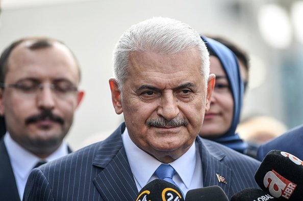 bbcturkce's tweet photo. Binali Yıldırım: Biz bu seçimin yenilenmemesi için çok gayret ettik
https://t.co/YTMrci4B5s https://t.co/rcHB6qIDy7