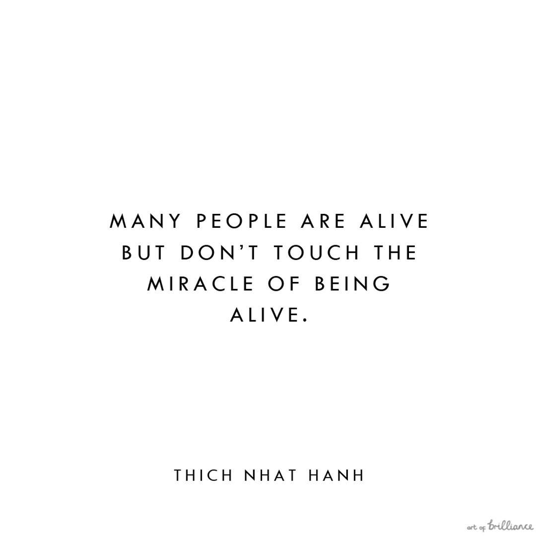 beingbrilliant's tweet photo. "The purpose of life after all, is to live it, to taste experience to the utmost, to reach out eagerly and without fear for newer and richer experience." - Eleanor Roosevelt

Are you alive or just existing? #quoteoftheday https://t.co/qyN9I3CnSA
