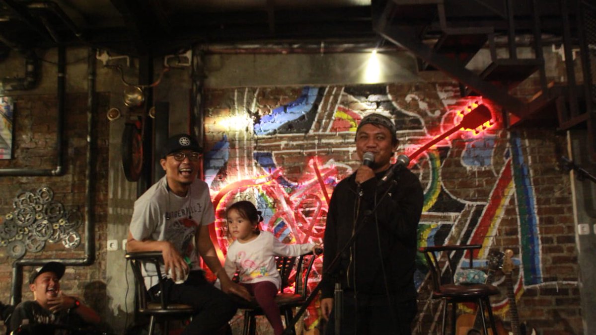 Mengisi Acara buka bersama kawan2 dari RabuBarokah !! Alhamdulillah Tausyiah kali ini di temani oleh <a href="/AnggaSatiagraha/">Aиggα Sαтιαgяαнα</a> 🙏🏼