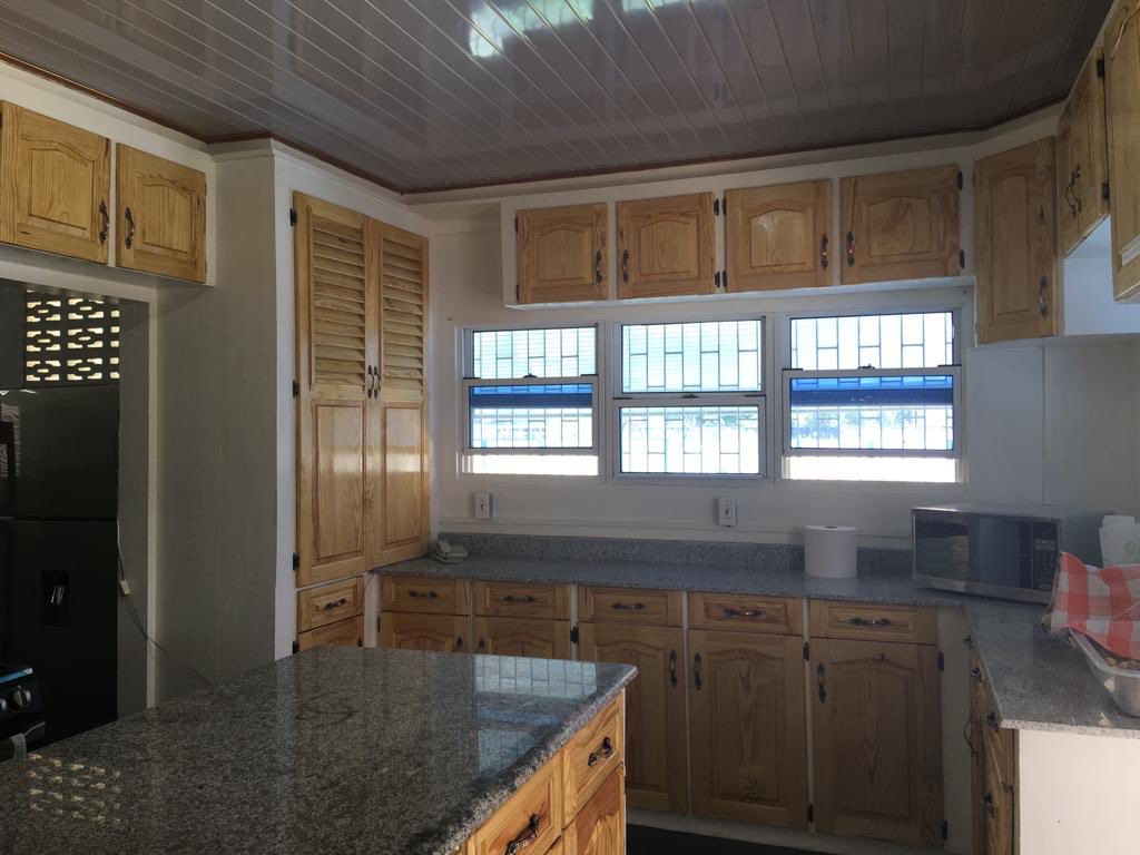 CCDawah's tweet image. Conditions are hard here in Guyana, the rich have lots &amp;amp; the poor have nothing. The management has concentrated their attention on rehousing the girls after the fire &amp;amp; have done an excellent job but the boys home needs a lot of attention, compare the girl home to the boys.