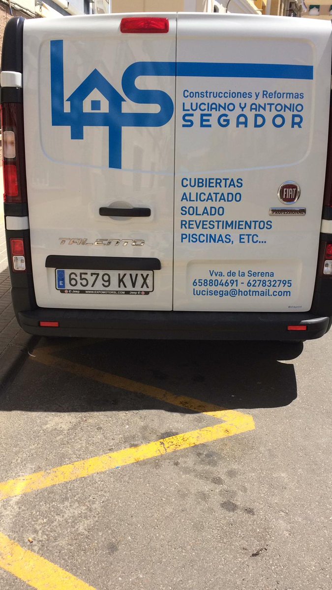 Extreprint_Vva's tweet photo. #Personalización de #Vehículos

En Extreprint personalizamos tu vehículo para que tu #publicidad sea visible allá por donde vayas. 

Muchas gracias a construcciones y reformas Segador por su confianza.

Recuerda.. 
#LoQueNoSeVe 😵
#NOexiste🚫

🔊 #ExtreprintTodoEnPublicidad 🔊 https://t.co/08Qxt67kXO