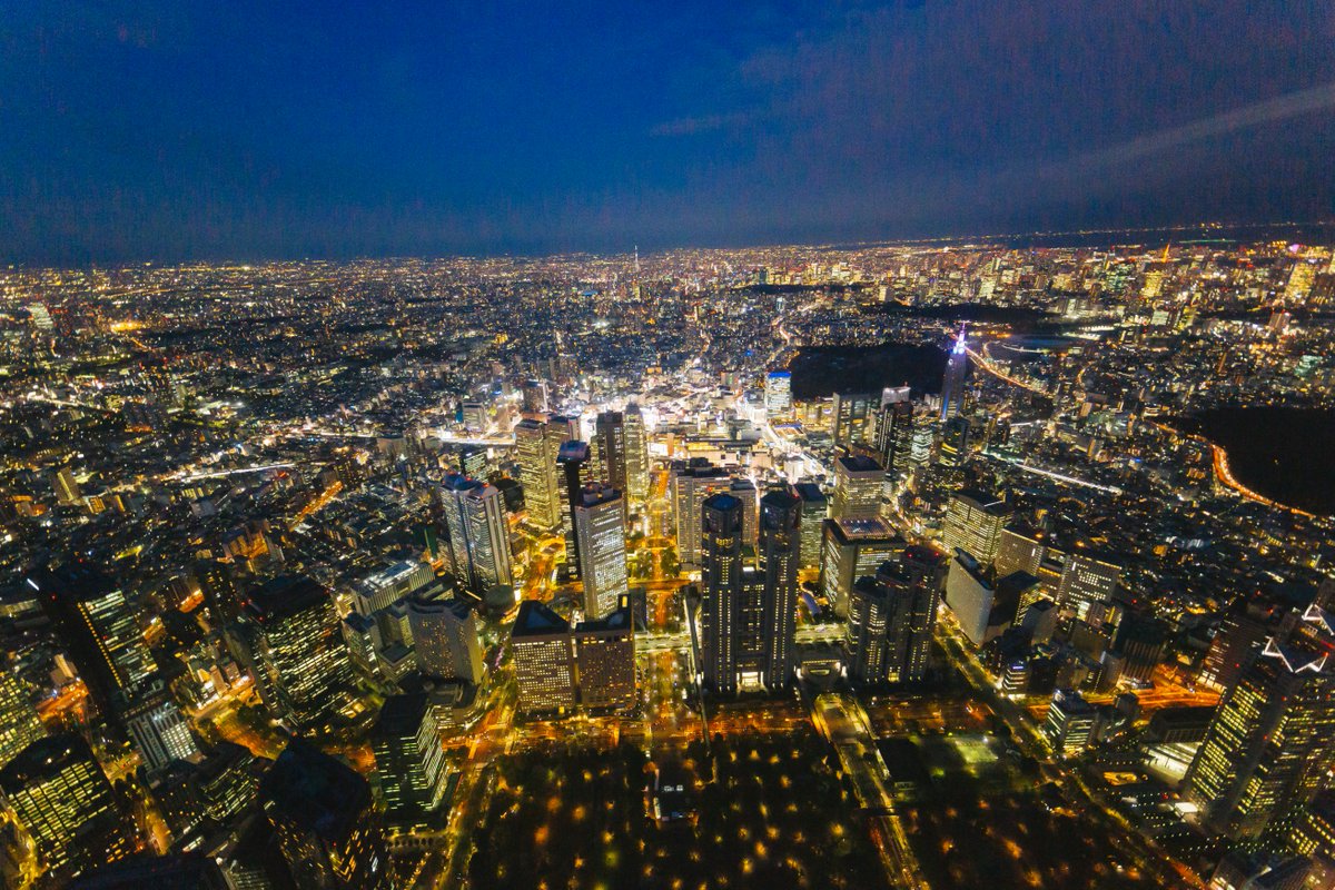 すしぱく No Twitter ぱくたそフリー素材に 横浜 東京の空撮夜景を追加しました ヘリコプターの中から手持ちで撮影しています Sigma の14mm ｆ1 8 ほんとすごい A っ T Co H8vzn9mgpx