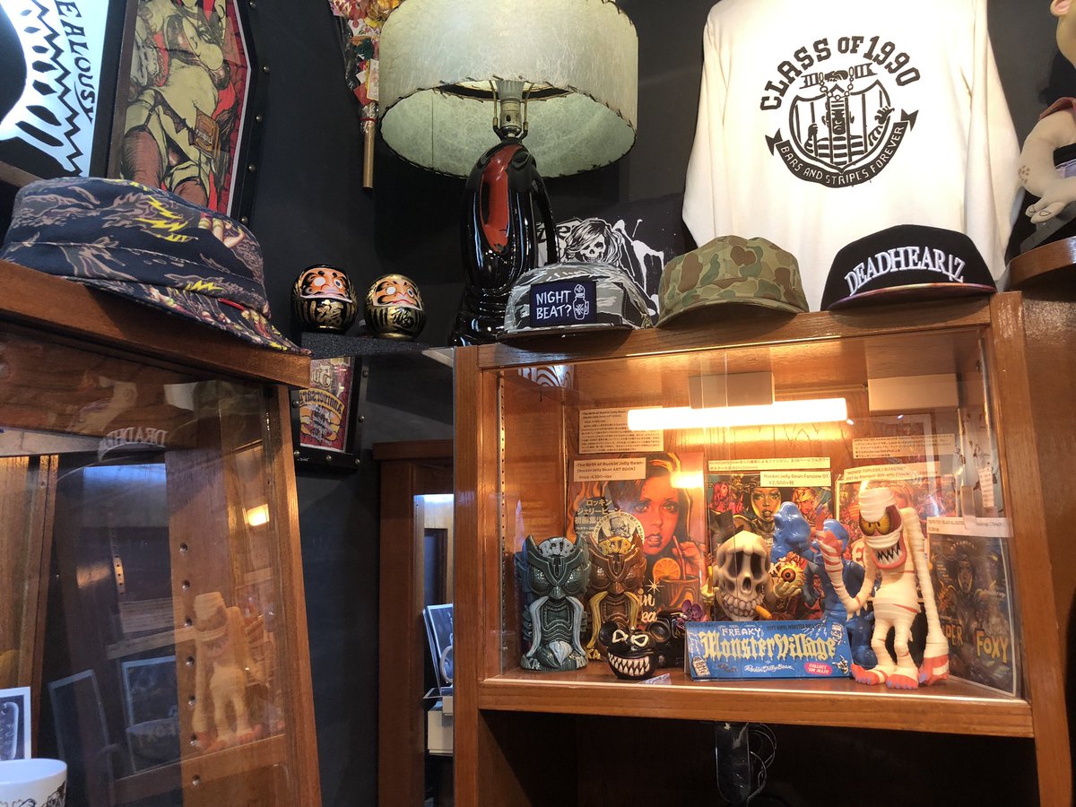 junkblues3's tweet image. 【Rockin’ Jelly Bean】New‼️
”TWIN HEAD" SOFT VINYL TOY -Full Color Version- ¥12960
新作入荷‼️お店在庫即完売してしまいましたが、在庫あればお取寄せ🆗‼︎
お問い合わせくださいませ♪
#TWINHEAD #ソフビ #RJB #JUNKBLUES #EROSTIKA