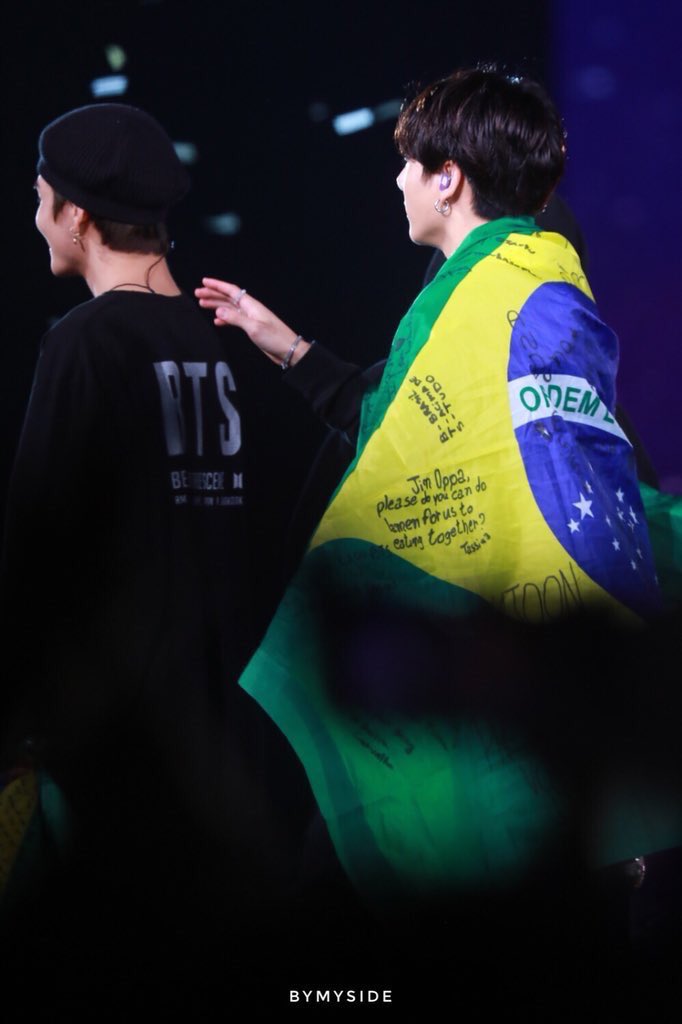 jxnggukie's tweet photo. BTS É BRASILEIRO
BTS É BRASILEIRO
BTS É BRASILEIRO
BTS É BRASILEIRO
BTS É BRASILEIRO
BTS É BRASILEIRO
BTS É BRASILEIRO
BTS É BRASILEIRO
BTS É BRASILEIRO

promover a real nacionalidade do bangtan é sempre bom 
#armyseguindoarmy https://t.co/HG0FQTfY4O