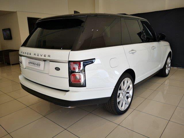 drivenrsa's tweet photo. 2019 Land Rover Range Rover Vogue SE For Sale
Sandton South Africa 
Contact 0810626741 For More Info 
#2019RangeRover #rangeroversuv #rangerovervogue #rangeroverwhite #latestrangerover https://t.co/QjugHyzKIa