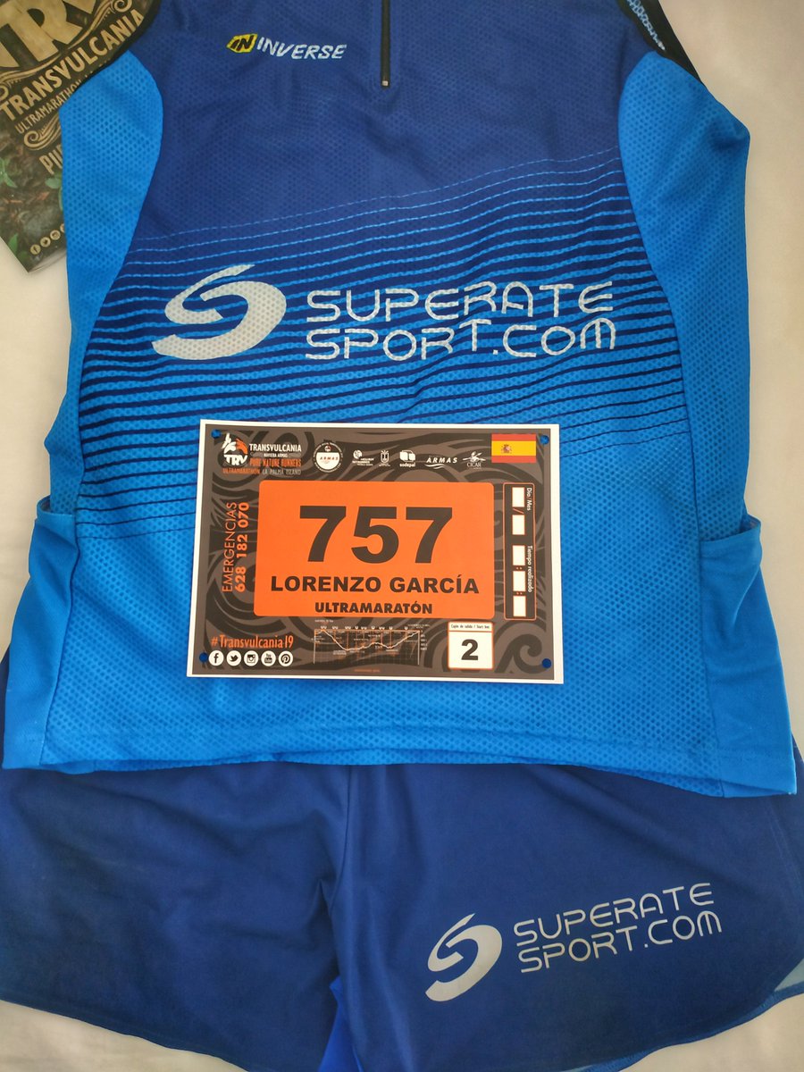 El pasado sábado día 11 nuestro compañero Lorenzo García disputó la <a href="/Transvulcania/">Transvulcania</a> en la isla de La Palma en la modalidad de #Ultramaratón con #74K y 4.350 m+.

💪 Logró cruzar la meta en la posición 132 de 966 finishers, con un tiempo de 10:47:39.

Superatesport.com