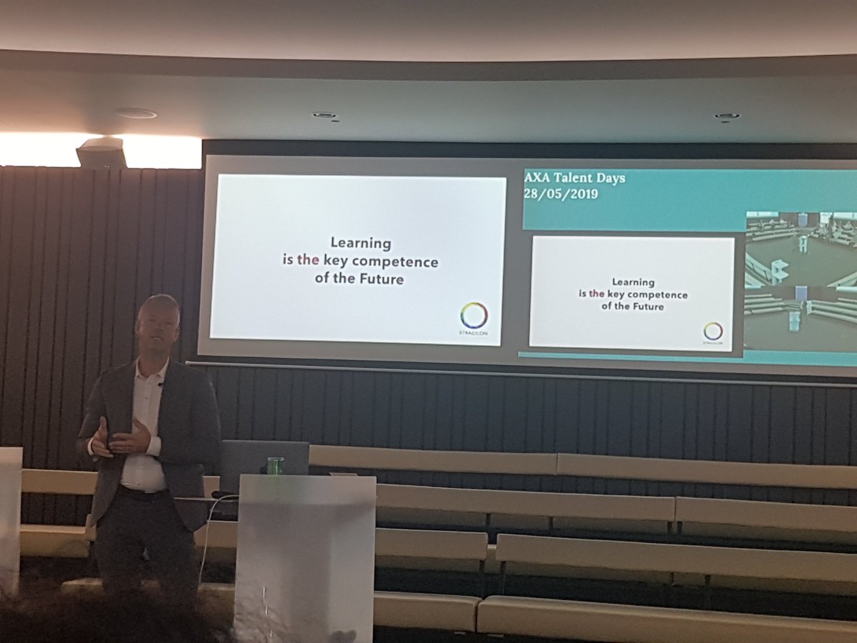 AnneLoix's tweet photo. QUOTE: "une des 1eres étapes de l'apprentissage est le désapprentissage" #unlearn Merci @Filipmoriau pour cette presentation sur la culture de l'apprentissage, l'expérimentation et le droit à l'erreur qui permet d'apprendre encore mieux #AXA "Talent Days" https://t.co/w9h09gLB9S