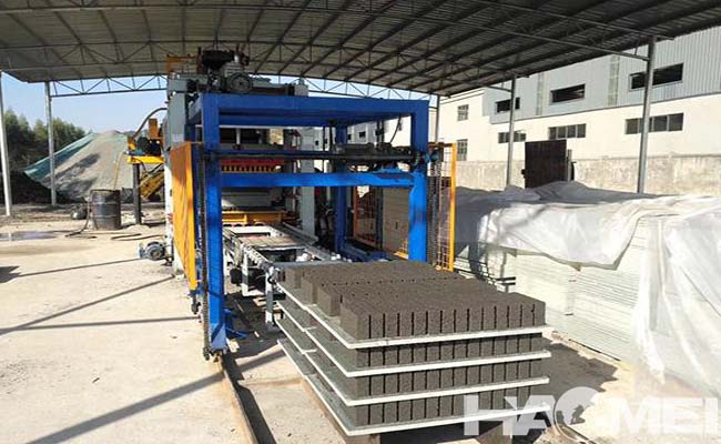 concreteplanthm's tweet photo. Fly ash bricks making machine cost
https://t.co/ZJDmghQ4Hk
#brick #brickmachine #brickmakingmachine #flyashbrick
Fly ash bricks making machine cost is related to the product quality and the service of brick making machine manufacturer. https://t.co/Fnk1oOpqzR