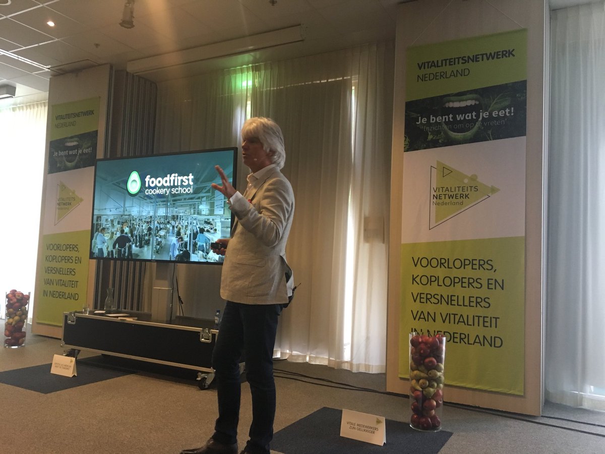 <a href="/jandekker/">jandekker</a> van ⁦<a href="/FoodFirstNet/">FoodFirst Network</a>⁩ zet de voorlopers en koplopers van ⁦<a href="/Vitaliteitsnetw/">Vitaliteitsnetwerk</a>⁩ op scherp met inzichten om op te vreten #vitalisten